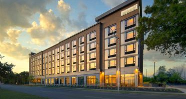 StayBridge Suites & Holiday Inn Express - Boston Logan Airport